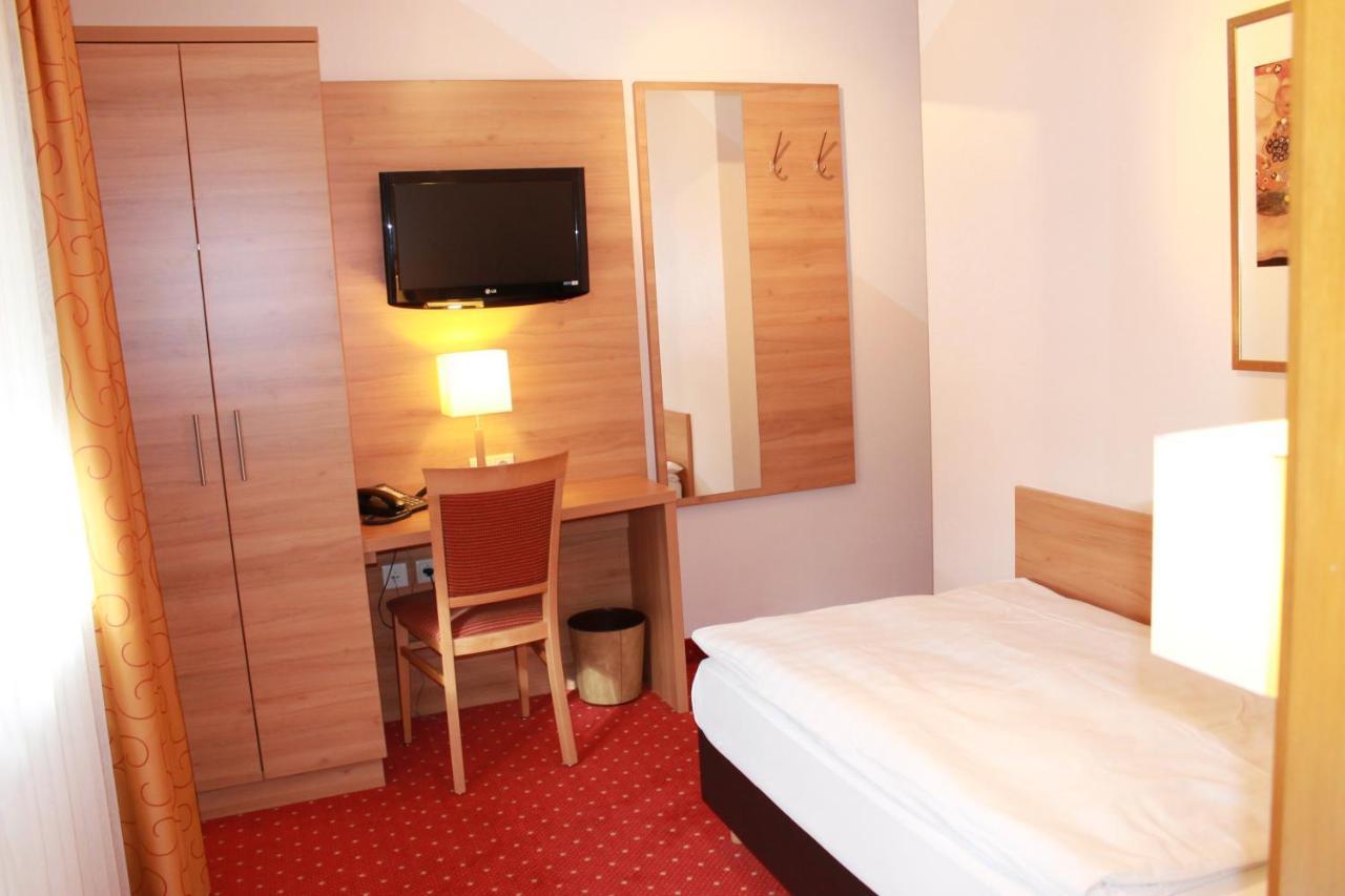 Hotel Huebler Frankfurt nad Mohanem Exteriér fotografie